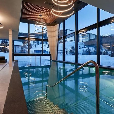 Hotel Stoeres - Active Wellbeing San Cassiano  Esterno foto
