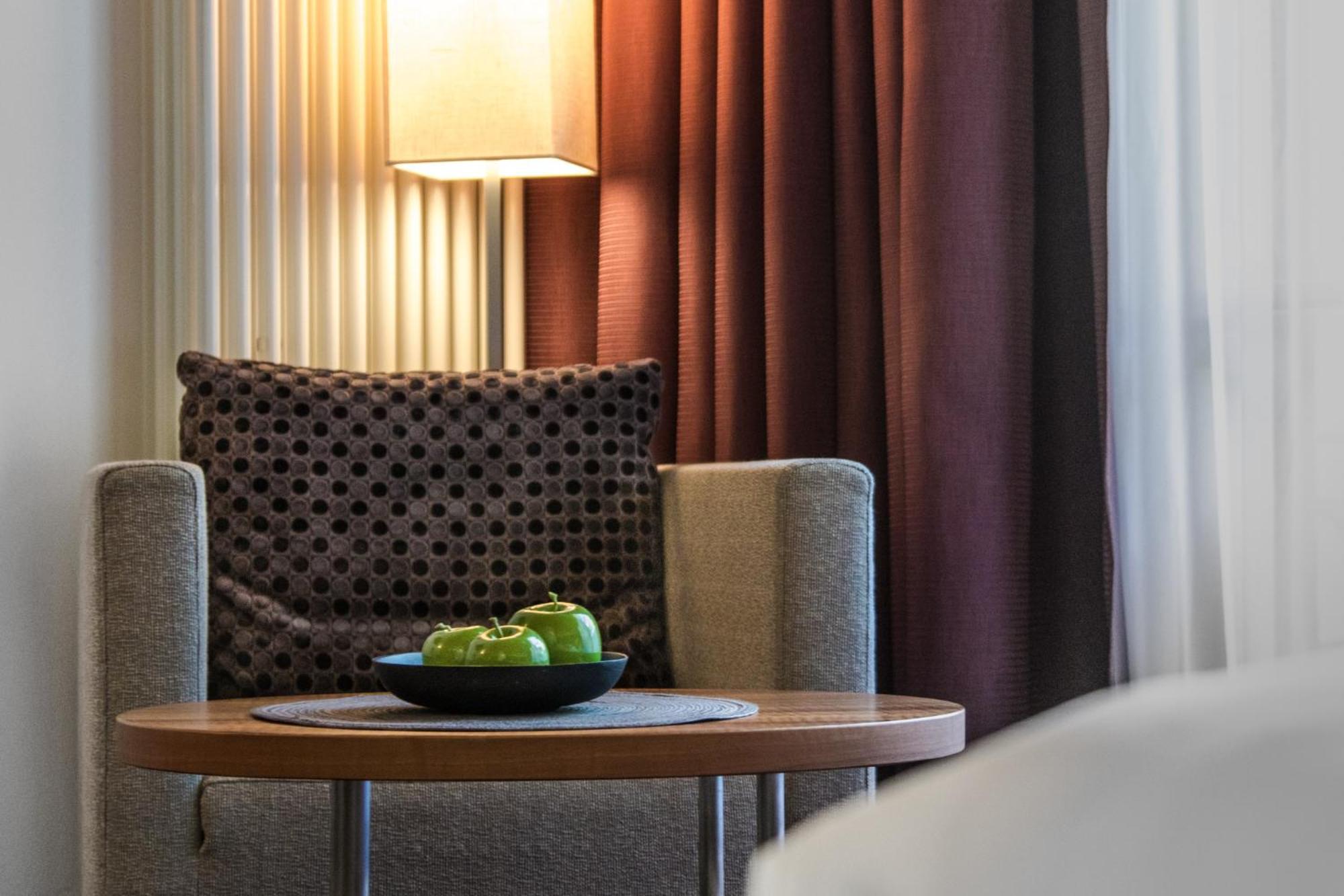 Hotel Stoeres - Active Wellbeing San Cassiano  Esterno foto