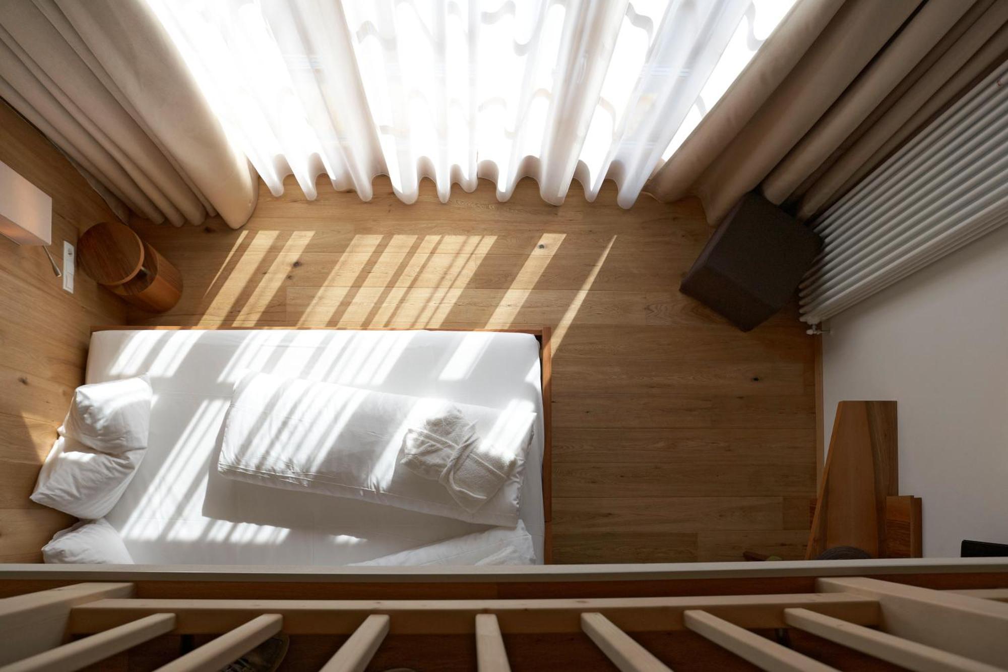 Hotel Stoeres - Active Wellbeing San Cassiano  Esterno foto