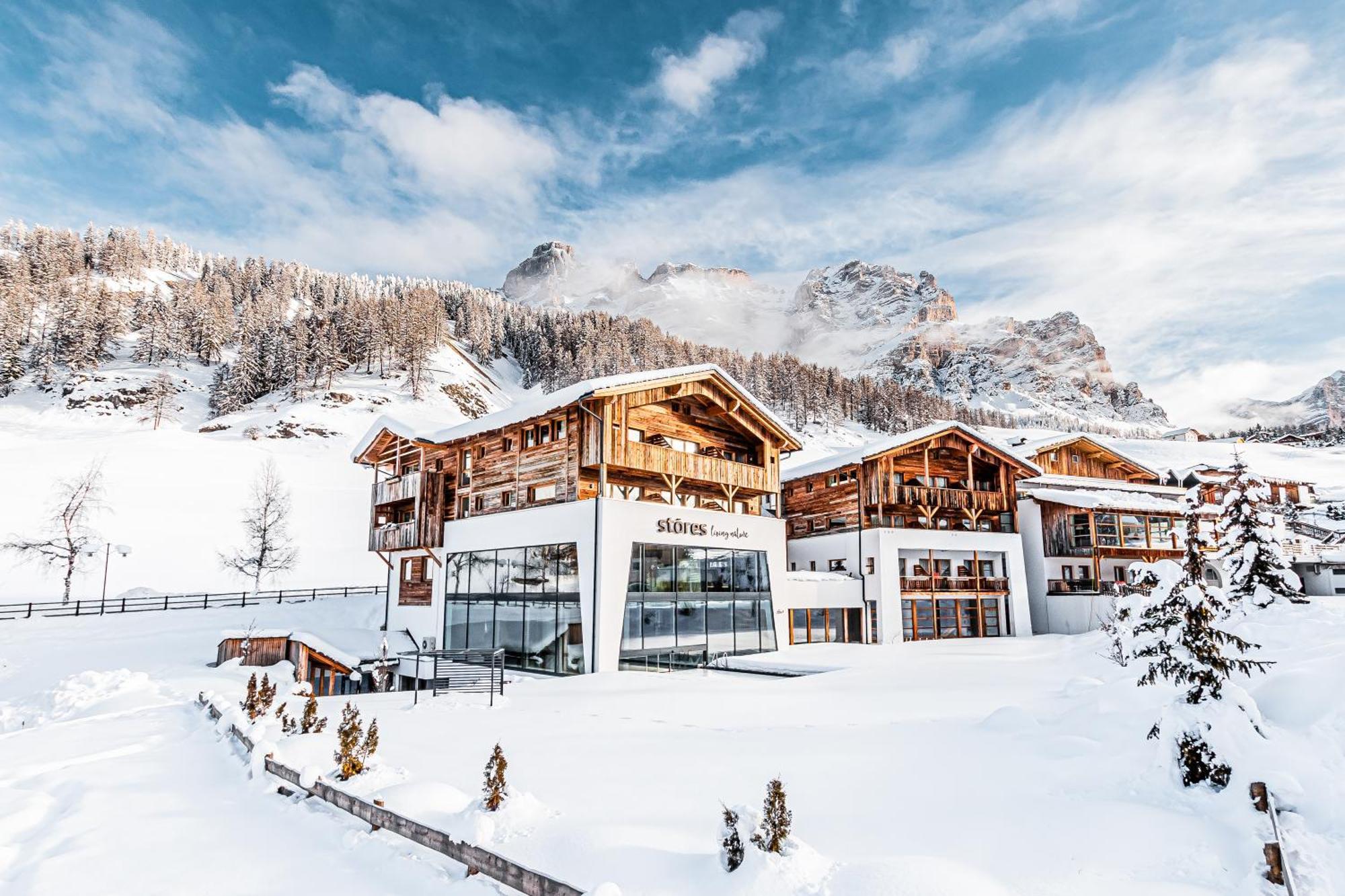 Hotel Stoeres - Active Wellbeing San Cassiano  Esterno foto